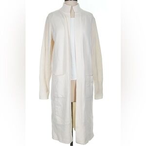 Athleta Cream Knit 80% merino wool, 20% cashmere cardigan